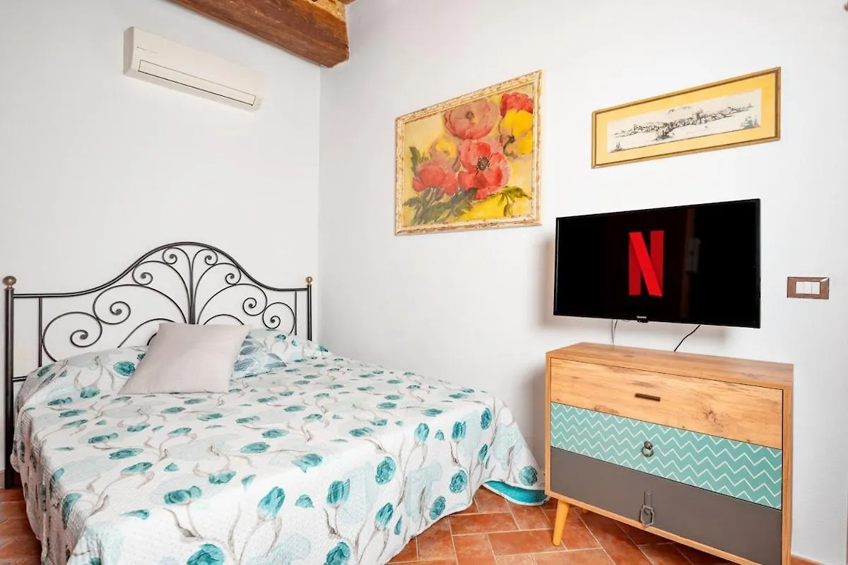 Nido Nel Vicolo Sea And Old Town Daire Piombino